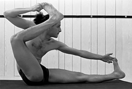 Akaradahurasana